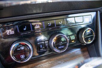 Škoda Superb Combi 2.0 TDI SCR Scout 4x4 DSG - 18
