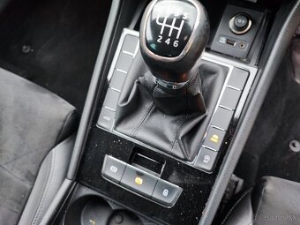 Rozpredám Škoda Superb 3 kombi Elegance - 18