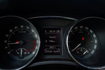 Škoda Superb 2 Combi 1.6 TDI CR DPF Greenline - 18