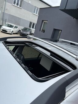 Volvo XC90 4.4 V8 232kW 4x4 = 7 miest, A/T, Navi, Top Stav = - 18