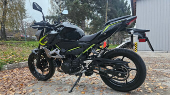Kawasaki Z400 - 18