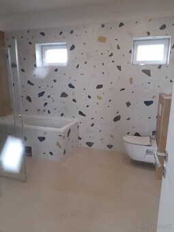 Voda, elektrika, obkladačské prace, malovanie - 18