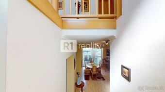 Luxusný, zariadený rodinný dom s garážou / Lodenica Piešťany - 18