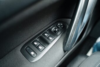 Peugeot 308 Break/SW 1.6 HDi AT6 - 18