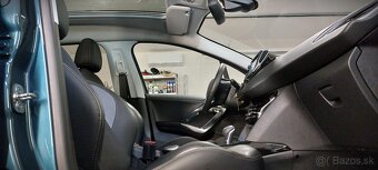 Peugeot 2008 1.2 PureTech Allure, Automat, Panorama, Kamera - 18