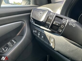 Hyundai i30 CW 1.6 CRDi Family, v Záruke, Pôvodný lak, SR - 18