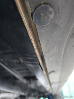 Jeep Cherokee 2,8CRD /120kw A/T facelift //BEZ KOROZIE // - 18