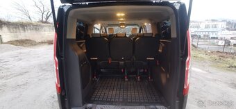 Ford Tourneo Custom Titanium L2H1/8miest/2,0TDCi/125kW/1.gen - 18