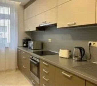 2-izbový byt  v historickom dome, ul.Námestie 1. mája, Brati - 18