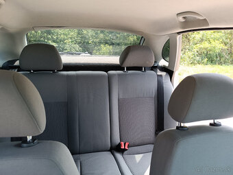 Seat Ibiza 1.4 16V – mestské auto s nízkou spotrebou - 18