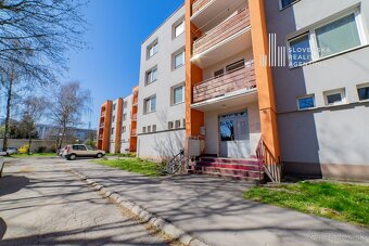 SRA I 3-izbový byt s veľkorysou výmerou po nadštandardnej re - 18