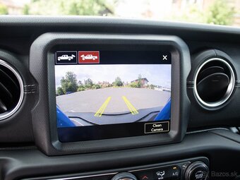 Jeep Gladiator 3.0 CRD Launch Edition 4WD A/T - 18