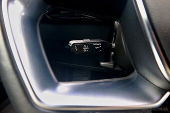 Audi E-tron 50 quattro S line Sportback PANORAMA - 18