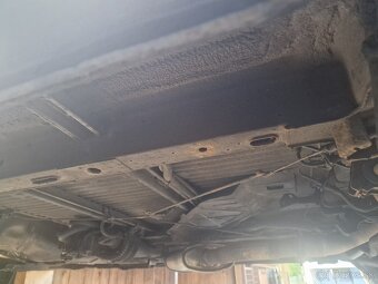 Vw caravelle T4 2.5 tdi 111kw r.v 2000 - 18