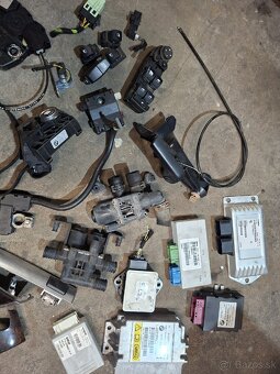 Rozpredám bmw e70 - 18