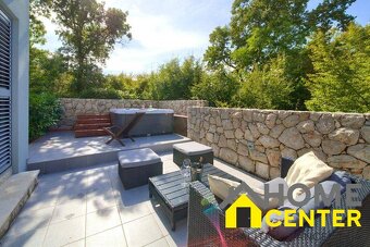 Na predaj kamenná vila s bazénom / 185 m² /, ostrov Krk - 18
