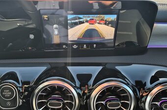 MERCEDES-BENZ A TRIEDA 180 D A/T - 18