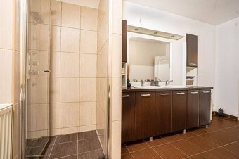 ALL INCLUSIVE | NA PREDAJ VIACGENERAČNÝ RODINNÝ DOM, VEĽKÉ B - 18