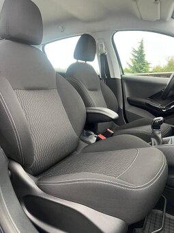 Peugeot 208 1.2 PureTech Active - 18