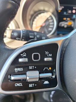 Mercedes GLC 200d 4MATIC rok 2021 - 18