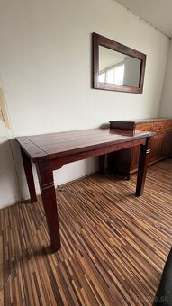 Komoda,jedálenský stôl, zrkadlo set masívneho dreva 240€ - 18