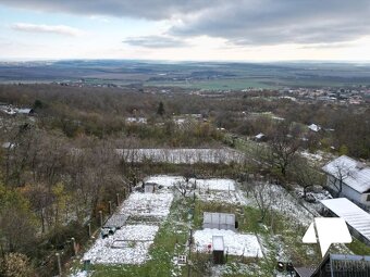 Útulná chata na predaj, kompletná rekonštrukcia, Nitrianske  - 18