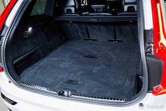 Volvo XC90 AWD D5 R-Design, 92000 km, matrix, pano, DPH - 18