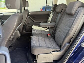 Volkswagen Touran 2.0 TDI Lounge DSG - 18