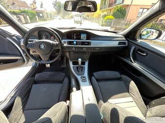 BMW Řada 3, 330d xDrive - 18