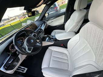 BMW M550i - 18