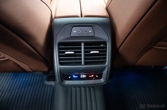 Škoda Superb 2.0 TDI SCR L&K DSG - 18