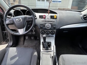 Mazda 3 - 18