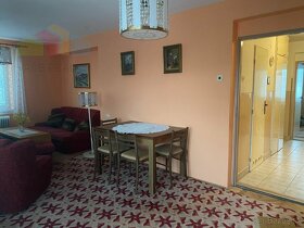 REZERVOVANÉ - Veľký, slnečný 3 izbový tehlový byt v obci Pru - 18