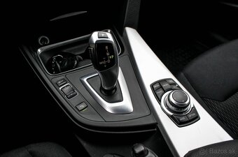 BMW Rad 3 Touring 320d A/T 135kW - 18