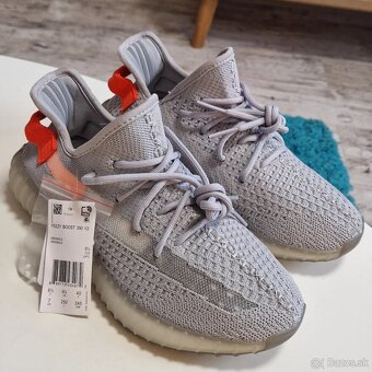Yeezy Boost 350 - 18