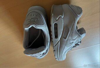 Nike Air Max 90 + Superdry - 18