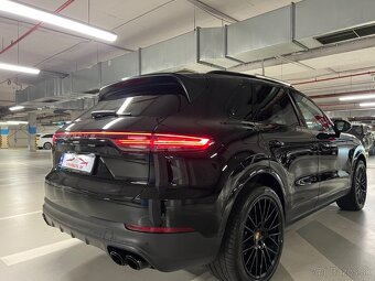 Porsche Cayenne 4x4 A/T - 18