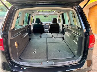 Vw Sharan 2.0TDi 125kw 7miestny+LED+Webasto+Tažne+TOP stav - 18