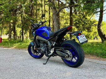 Yamaha MT-09 - 18