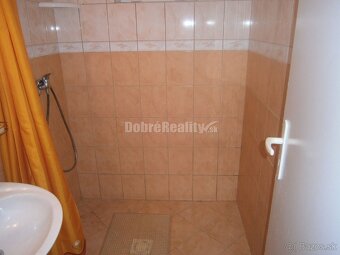 TOP: na predaj penzión v obci Podhájska - 18