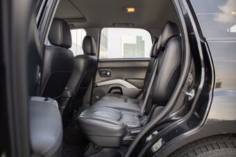 Mitsubishi Outlander 2.2 DI-D Instyle - 18