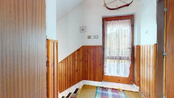 5-IZB. DOM - KRÁĽOVA LEHOTA - 18