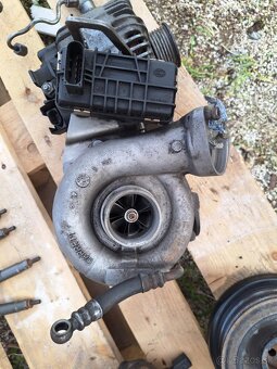 Predám diely z motora BMW X5 e70r.v 2008 - 18