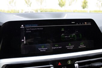 BMW Rad 3 Touring 330e PHEV A/T - 18