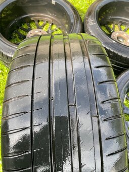 Kolesa Michelin Pilot Sport 245/35 R18 - 18