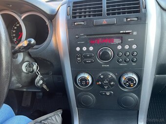 Suzuki Grand Vitara 1,6 VX 4x4 - 18