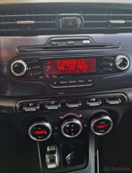 Alfa Romeo Giulietta 1.8 TBi Quadrifoglio Verde Top Stav - 18