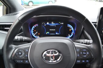 Toyota Corolla Combi 1.8 Hybrid Full LED - 18