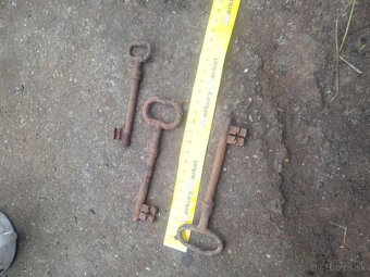 Smalt nádoby kluče stojan svietnik - 18