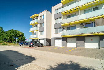 Na predaj 3-izbový byt v Senci na Slávičej ulici - 18